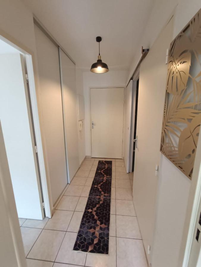 Appartement T2 En Residence Securisee Oloron-Sainte-Marie Exterior photo